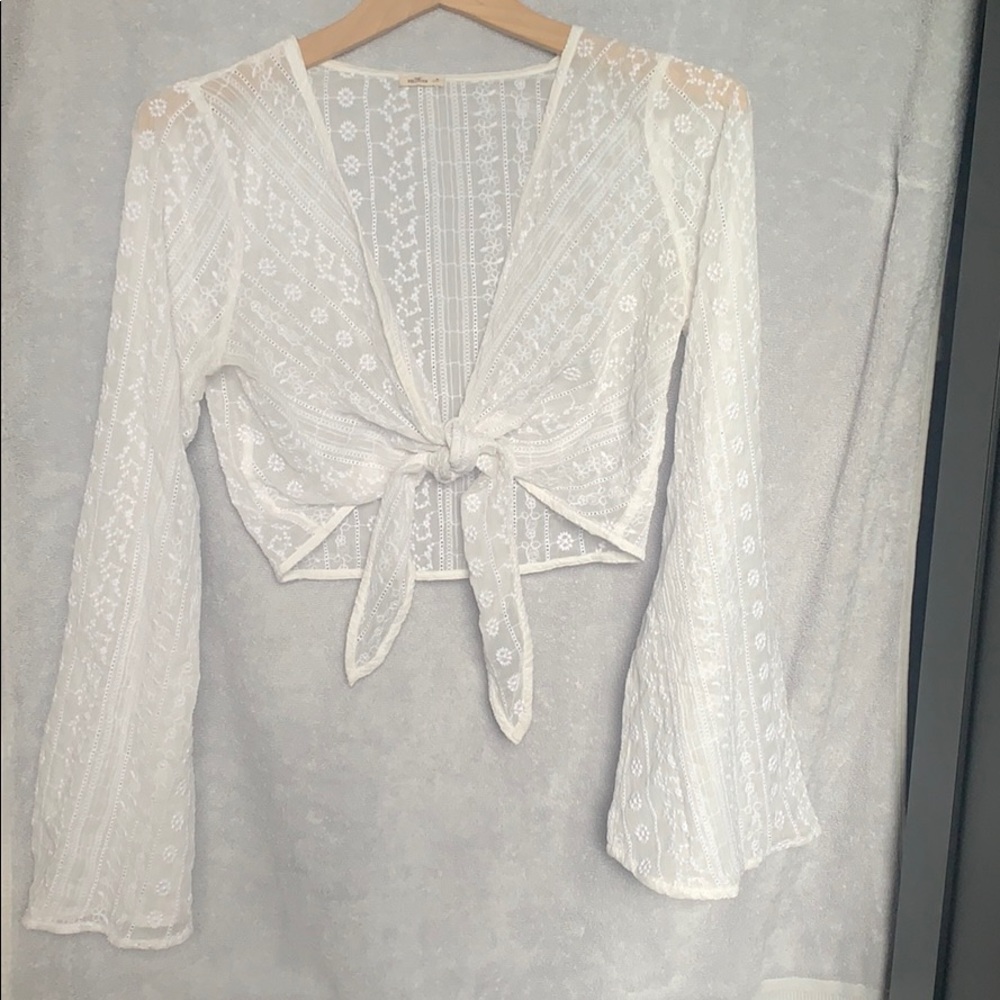 Hollister tied front crop top